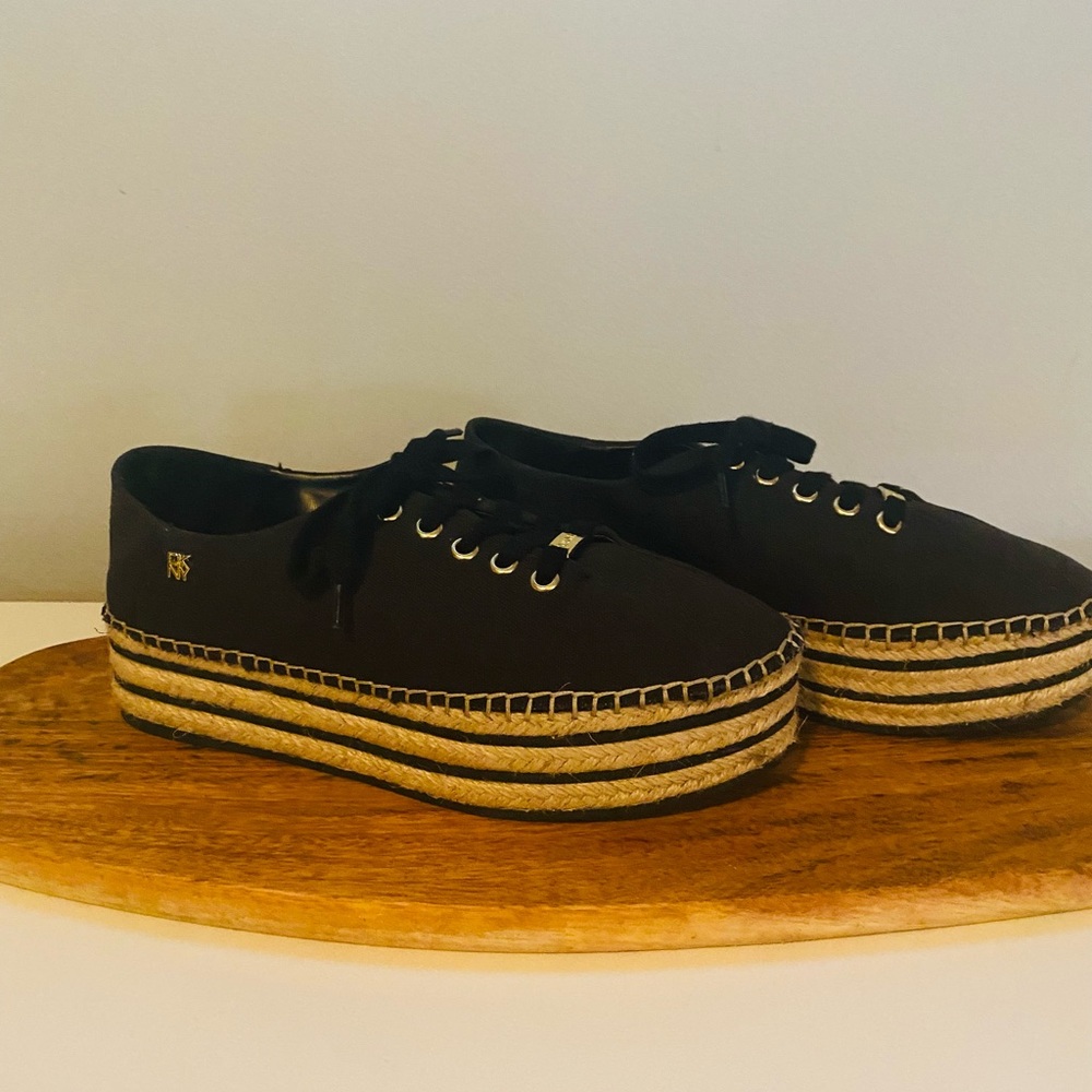 DKNY Platform Espadrilles Size 8